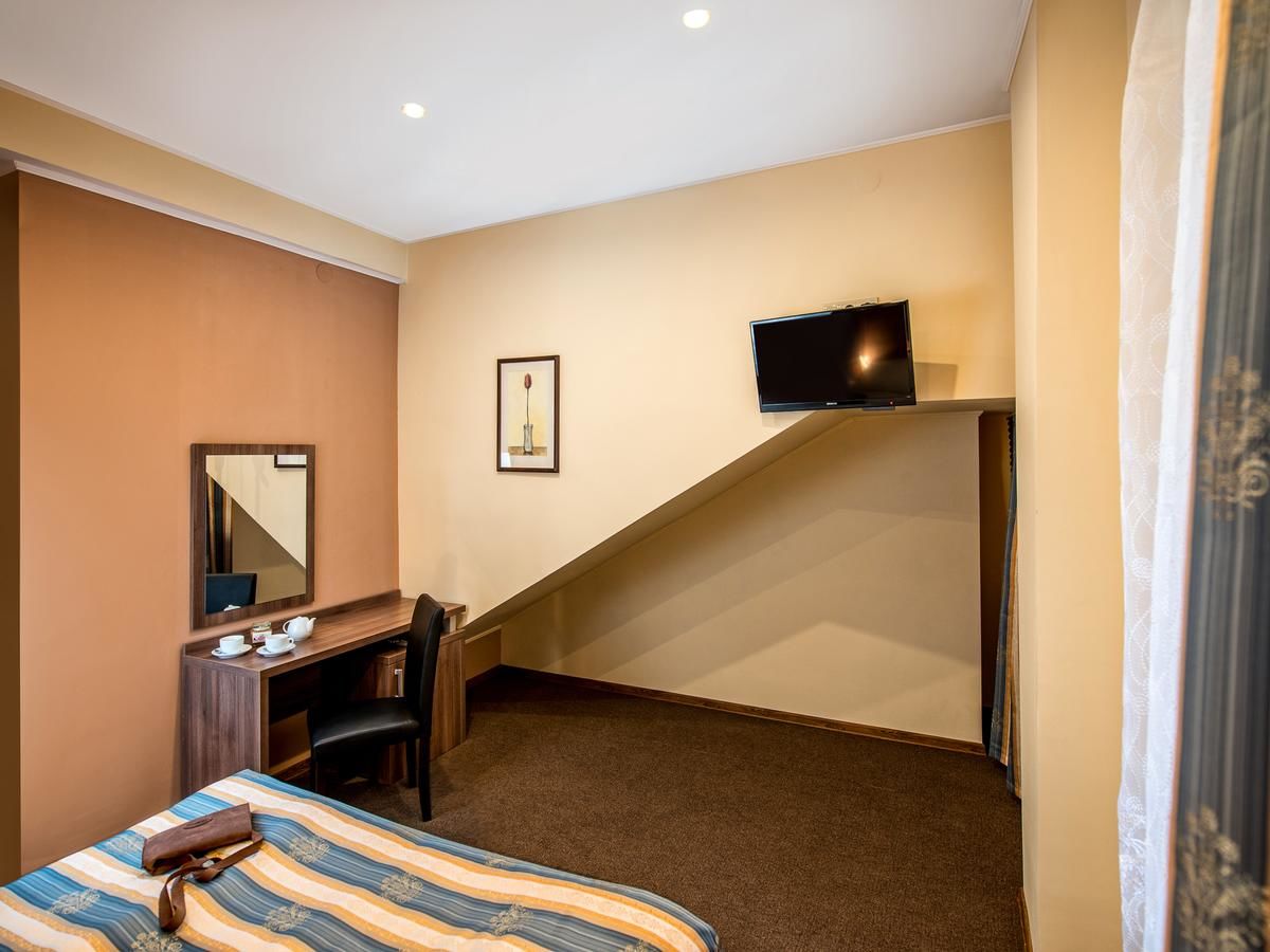 Отель Lviv Central Jam Hotel Львов