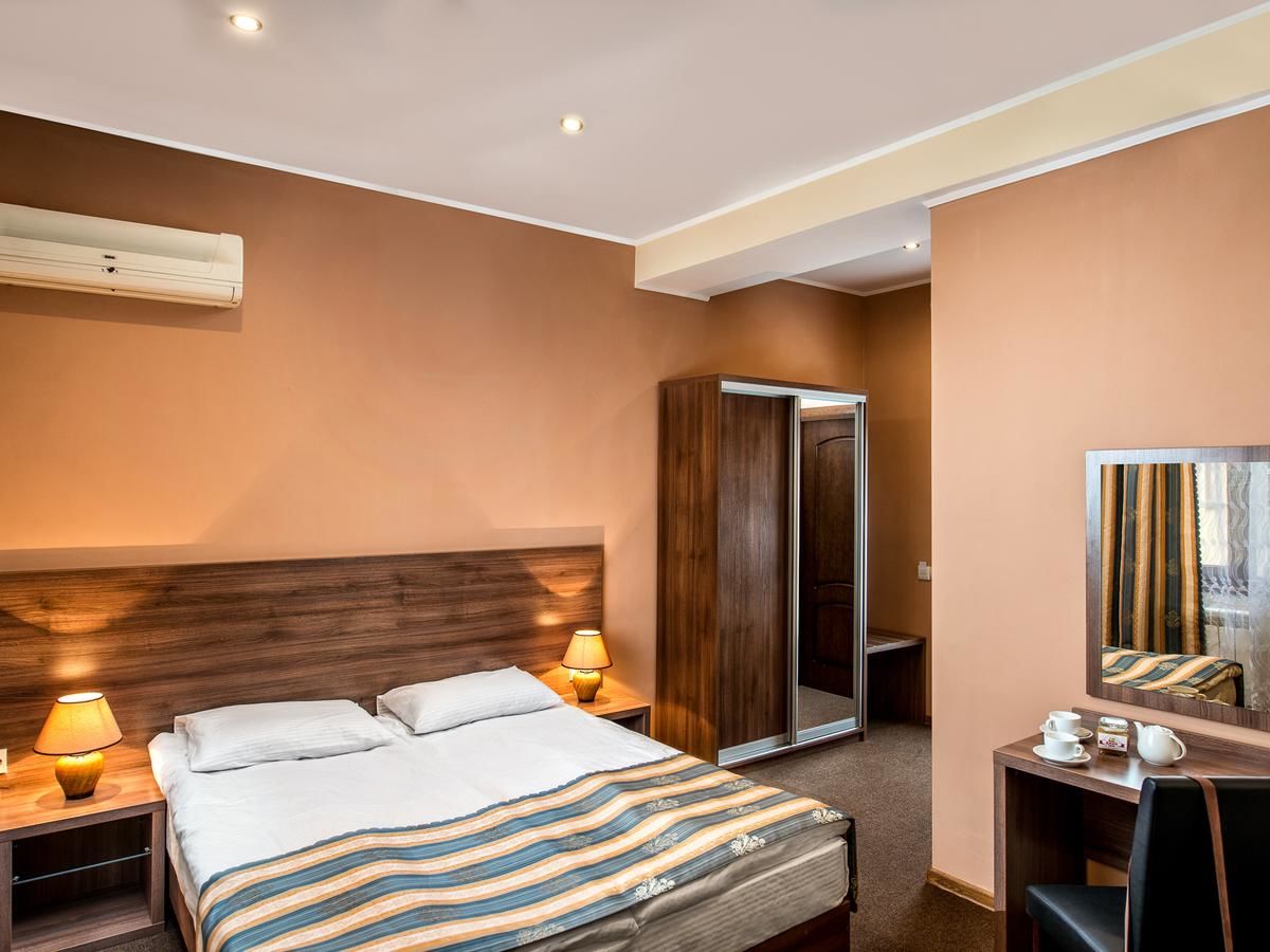 Отель Lviv Central Jam Hotel Львов