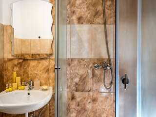 Отель Lviv Central Jam Hotel Львов Двухместный номер эконом-класса с 1 кроватью-7